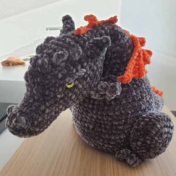 Dragon XL gris et orange au crochet velours